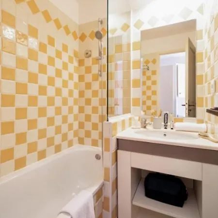 Lejlighed Sea Views And Beautiful Pool